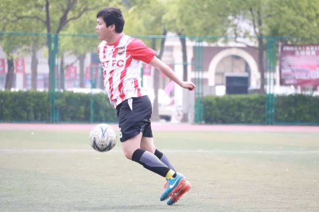 德国国家德比焕然一新 数据示拜仁破魔鬼主场