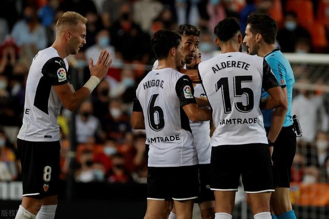 网易&大郅的故事:退役后泪崩